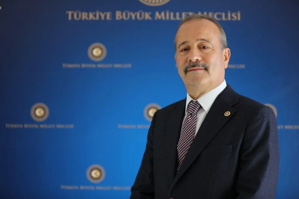 Milliyetçi Hareket Partisi Afyonkarahisar Milletvekili Mehmet Taytak, 3 Mayıs Türkçülük Günü dolayısıyla bir mesaj yayınladı.