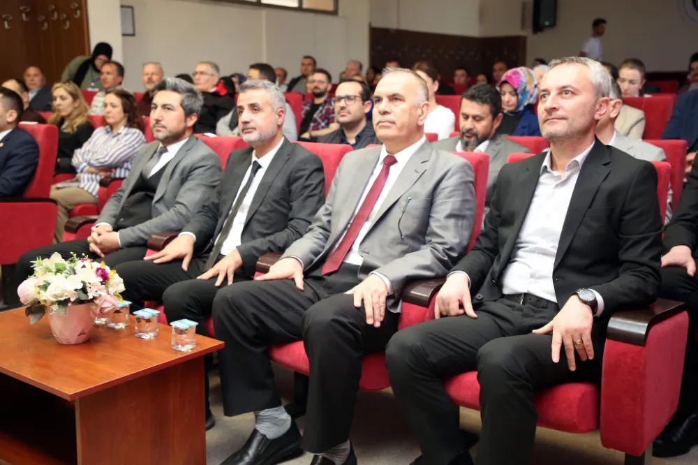 İİBF Dergisinin “Bölgesel Sürdürülebilir Kalkınma” Temalı Tanıtım Toplantısı ve “Bölgesel Sürdürülebilir Kalkınma” Paneli Gerçekleştirildi.