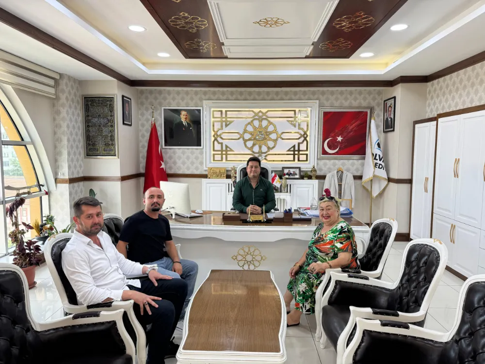 Oyunculardan Başkan AYNACI’ya Ziyaret