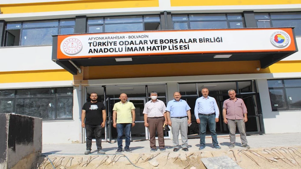 İlçe Milli Eğitim Müdürümüz ve Bolvadin AİHL 1994 B Şubesi Mezunları Proje Anadolu İmam Hatip Lisesinin Yapımını Yerinde İnceledi